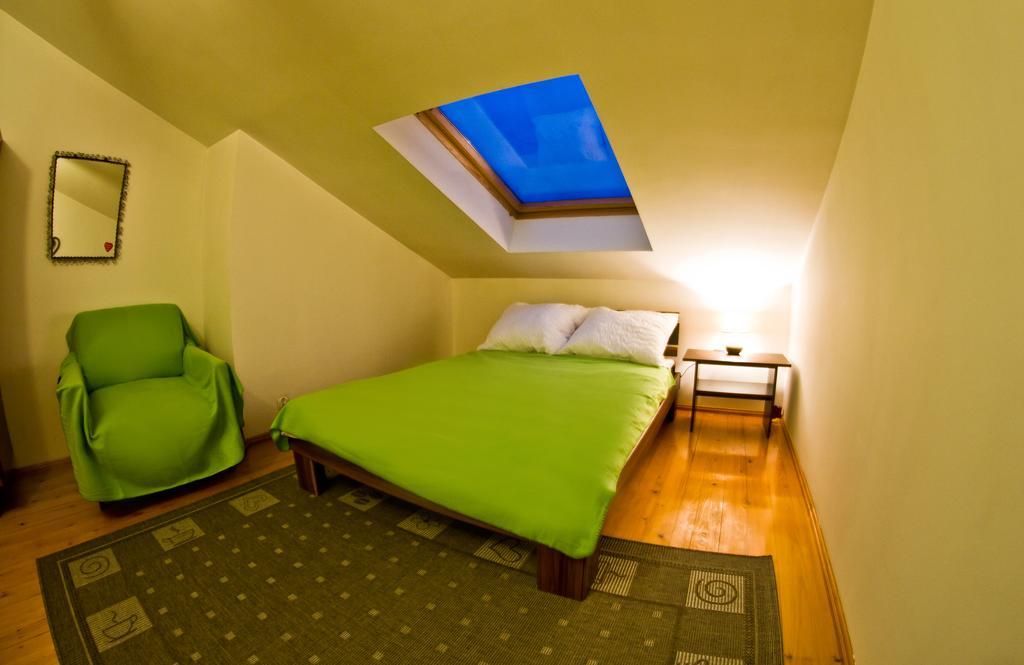 Apartment Sweet Home Санок Екстер'єр фото